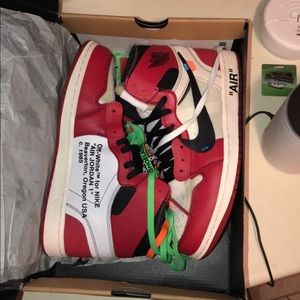 Off white X Air Jordan 1’s (UA)